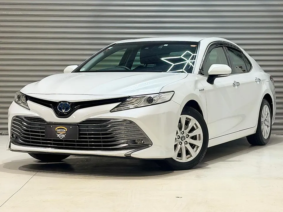 2017 Toyota Camry 2.5L Hybrid | **Auction Grade 4.5** for sale at Motor Traders, Wiri