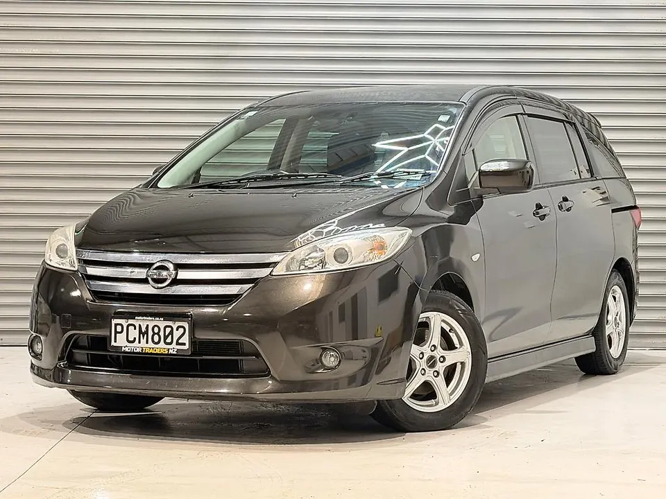 Black 2012 Nissan Lafesta 7 seater for sale at Motor Traders, Wiri
