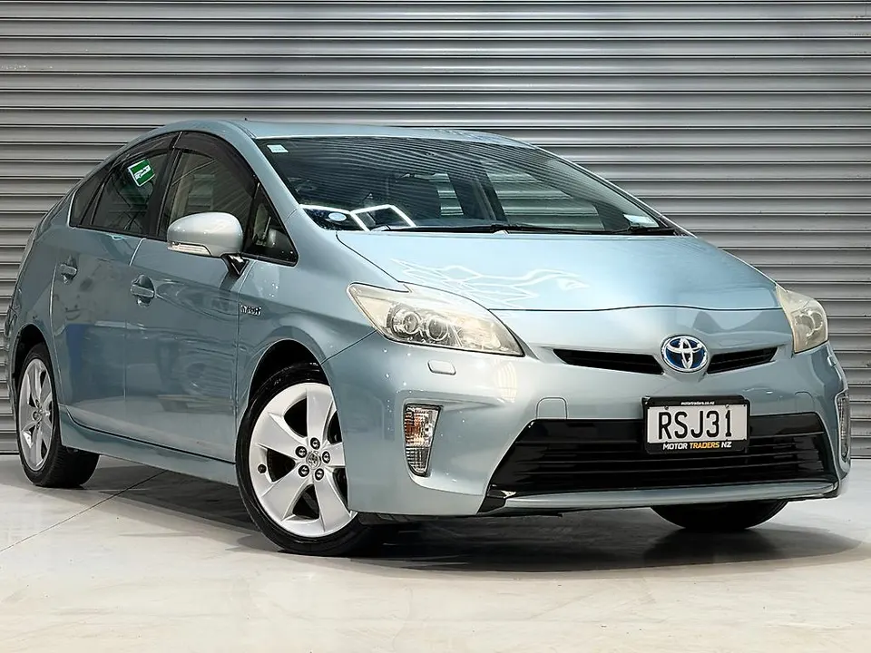 2012 Toyota Prius S Touring Selection | Beige Interior for sale at Motor Traders, Wiri