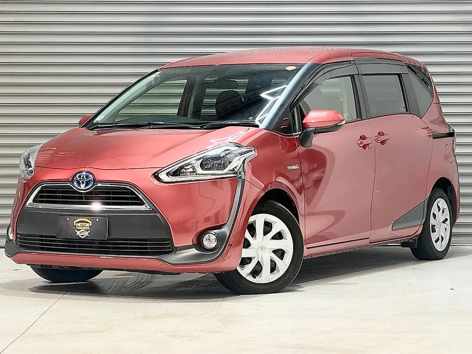 Red 2016 Toyota Sienta Hybrid | 7 Seater | Push Start | G grade — photo 2