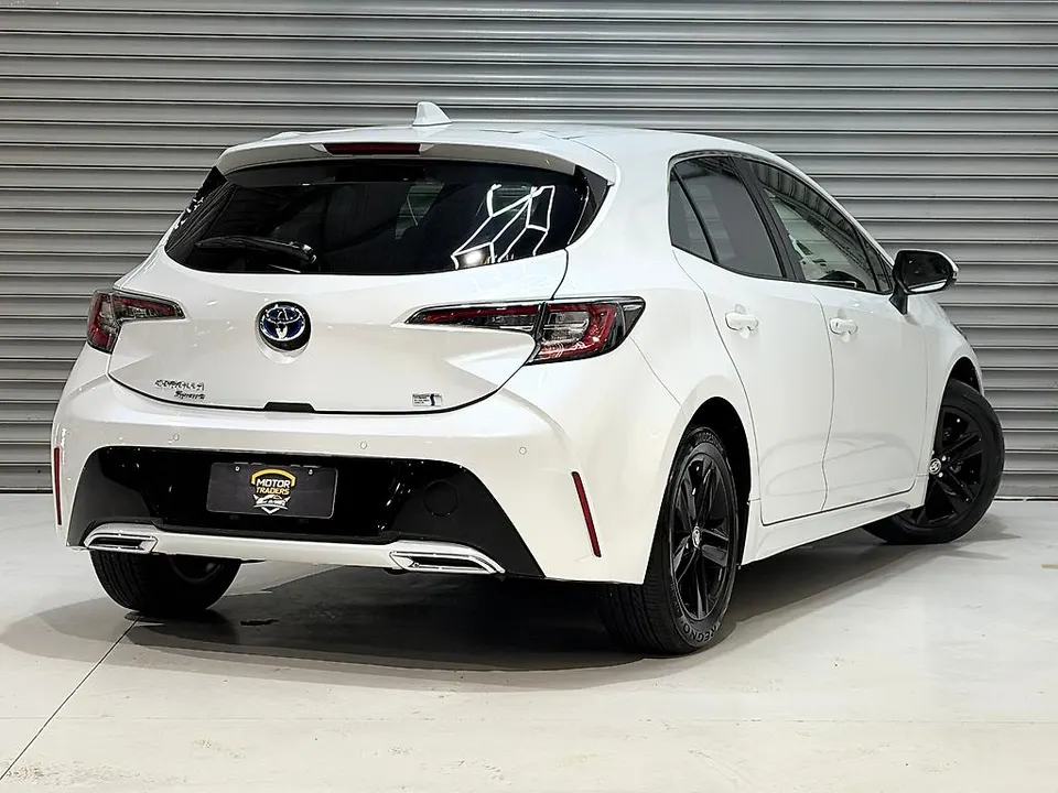 White 2020 Toyota Corolla SPORT GZ | HYBRID | LEATHER | HI SPEC — photo 8