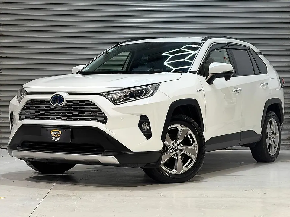 White 2019 Toyota Rav4 Hybrid G LIMITED | LEATHER SEATS | 4WD — photo 2