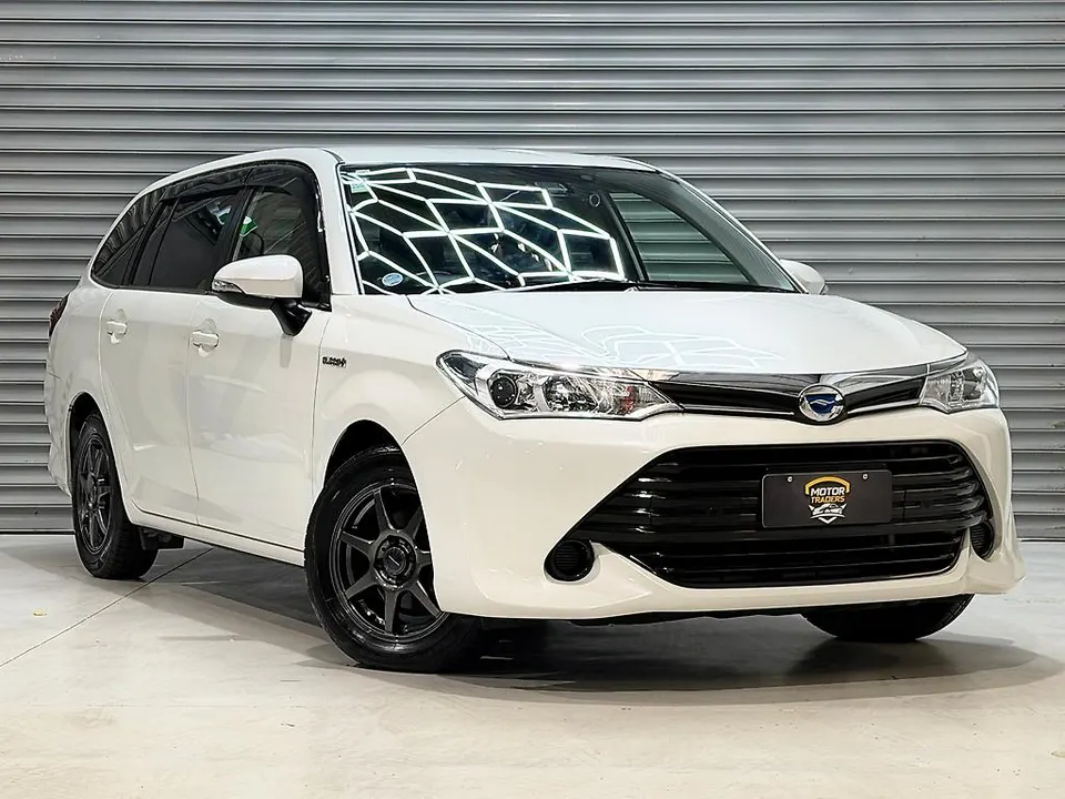 PEARL 2015 Toyota Corolla Fielder HV G for sale at Motor Traders, Wiri