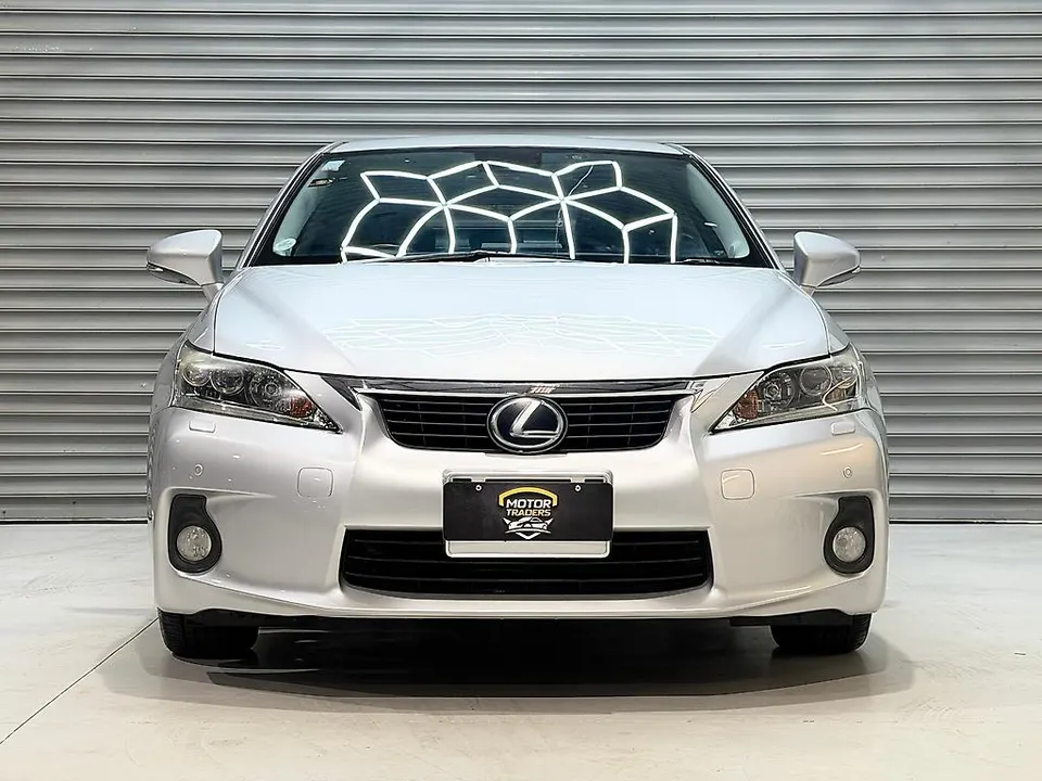 2013 Lexus CT 200h LEATHER SEATS | G LIMITED — photo 2