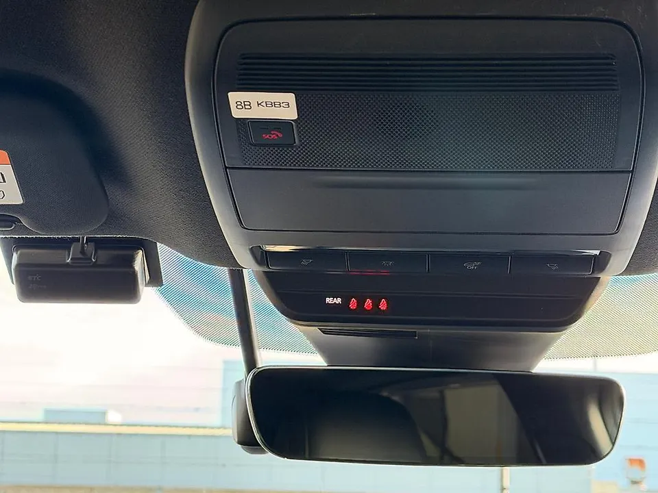 Red 2023 Mazda 3 Fastblack Leather Package 4WD | BOSE SOUND SYSTEM — photo 25